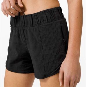 Lululemon Hotty Hot Short HR 4" *Seersucker